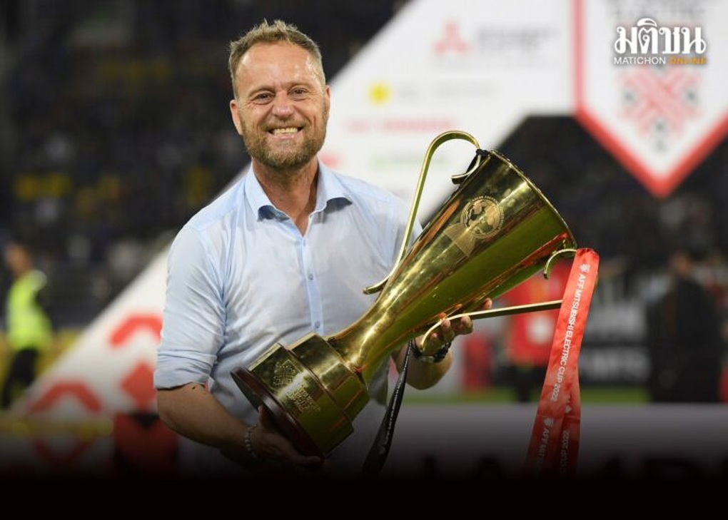 Vô địch AFF Cup, Thái Lan đặt mục tiêu hướng về World Cup - 2 Vô địch AFF Cup, Thái Lan đặt mục tiêu hướng về World Cup - 2