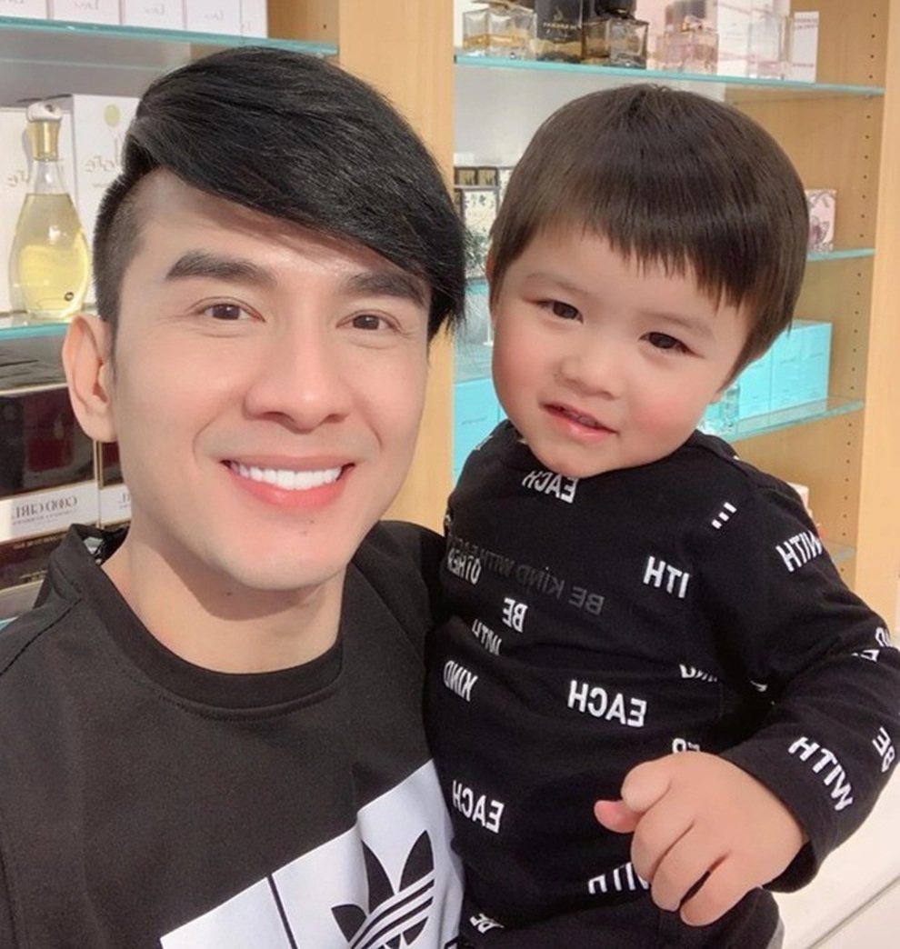 Tình hình sức khỏe của NSND Công Lý và bố diễn viên Thanh Bi - 6 Tình hình sức khỏe của NSND Công Lý và bố diễn viên Thanh Bi - 6