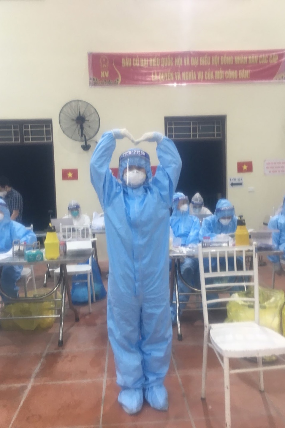 Xuyên đêm xét nghiệm và cuộc gọi 2h sáng tới nữ sinh trường Y ở Bắc Ninh - 5 Xuyên đêm xét nghiệm và cuộc gọi 2h sáng tới nữ sinh trường Y ở Bắc Ninh - 5