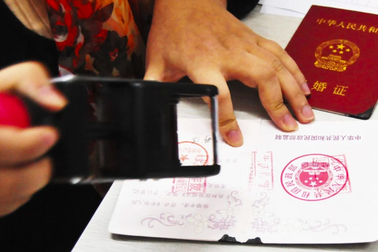 Trở thành nữ tỷ phú đô la sau vụ ly hôn đắt đỏ