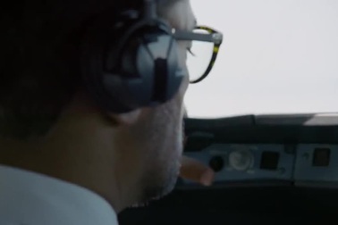 Xem người bay đua với siêu máy bay A380