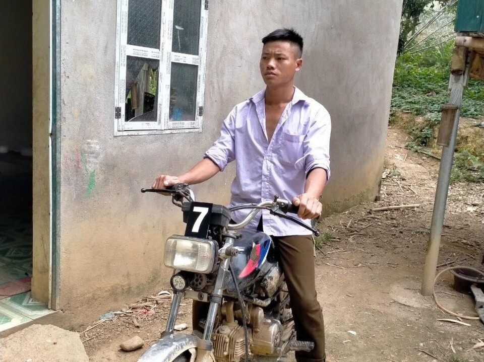 Cán bộ tổ kiểm soát Covid-19 tiếp tay cho đường dây đưa 200 người vượt biên - 1 Cán bộ tổ kiểm soát Covid-19 tiếp tay cho đường dây đưa 200 người vượt biên - 1