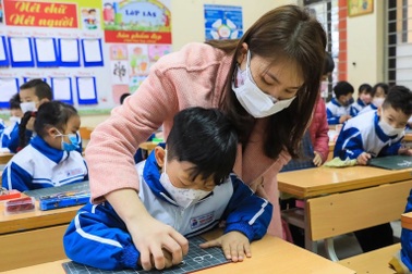 Sở GD&ĐT Hà Nội bác thông tin "học trực tuyến khi có học sinh mắc Covid-19"