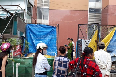 Người đàn ông nhảy từ tầng 5 chung cư, tử vong