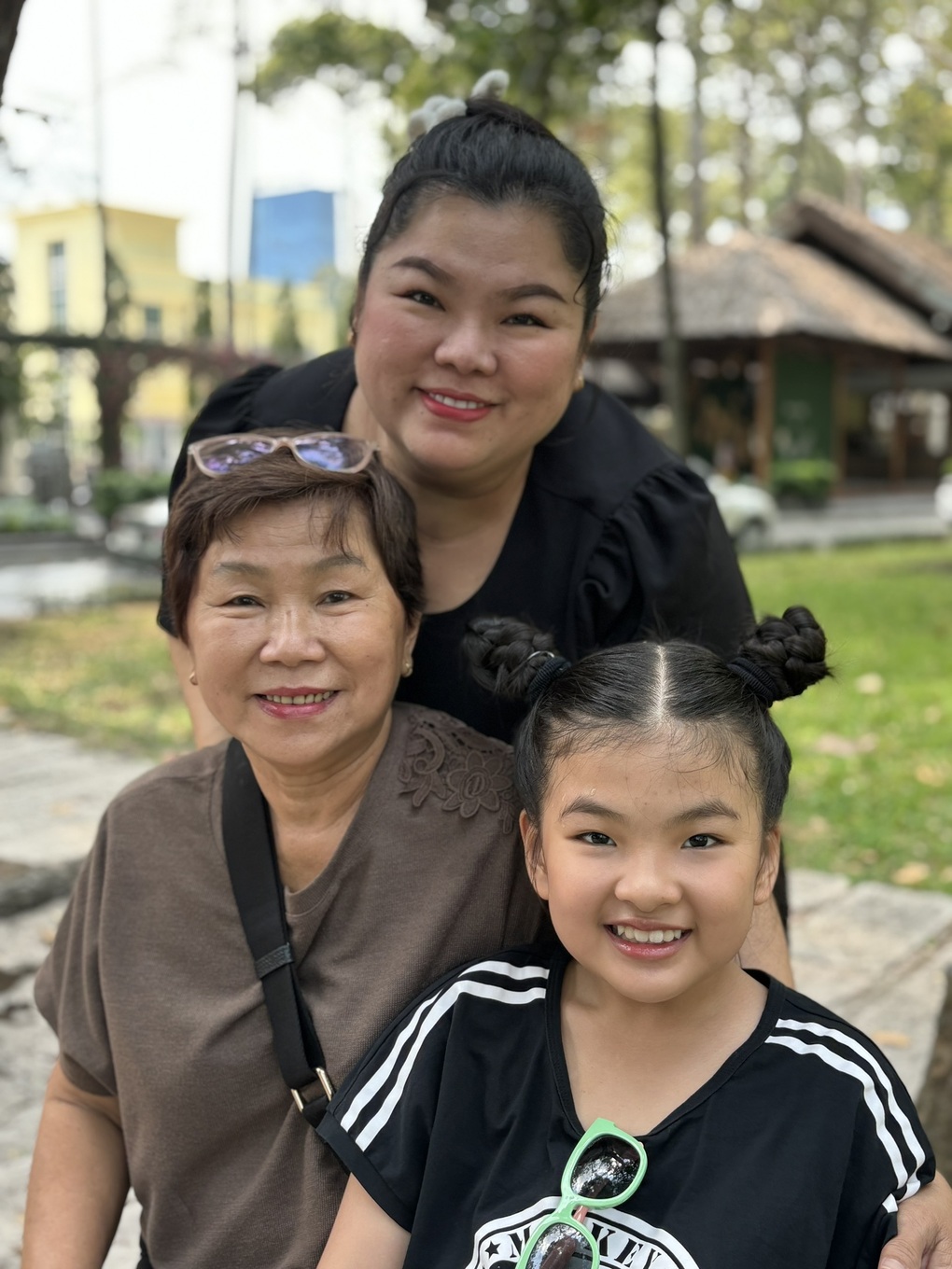 Diễn viên Tuyền Mập hiếm hoi khoe mẹ ruột, nhắc về chồng ở xa - 8