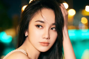 Nàng thơ sinh năm 2000 của Trương Nghệ Mưu là hot girl học viện điện ảnh