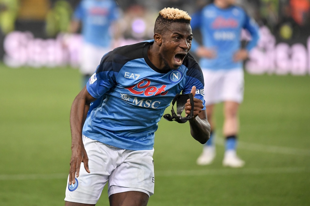 Napoli vô địch Serie A sau 33 năm chờ đợi - 1 Napoli vô địch Serie A sau 33 năm chờ đợi - 1