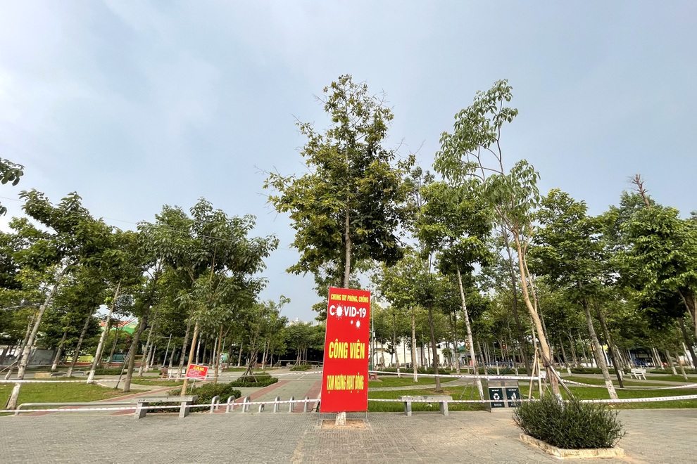 Thêm 4 phường cách ly bằng chiến thuật khóa chặt, đông cứng - 1 Thêm 4 phường cách ly bằng chiến thuật khóa chặt, đông cứng - 1