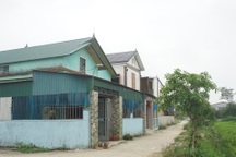 Chủ tịch xã, trưởng thôn bán đất trái thẩm quyền và những hệ lụy pháp lý