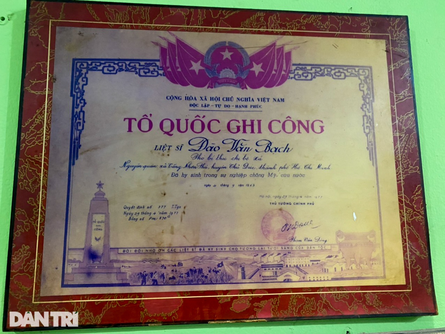 Nuốt nước mắt khi nghe chồng, con hy sinh để không lộ thân phận - 3 Nuốt nước mắt khi nghe chồng, con hy sinh để không lộ thân phận - 3