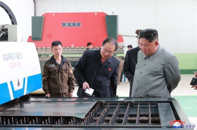 Năm “ngoại giao” khởi sắc của nhà lãnh đạo Kim Jong-un - 9 Năm “ngoại giao” khởi sắc của nhà lãnh đạo Kim Jong-un - 9