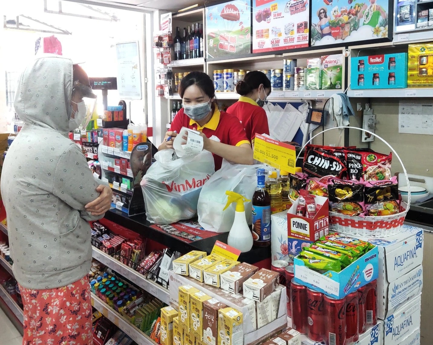 VinMart/Vinmart+ dừng bán sản phẩm của Acecook, vì sao? - 1 VinMart/Vinmart+ dừng bán sản phẩm của Acecook, vì sao? - 1