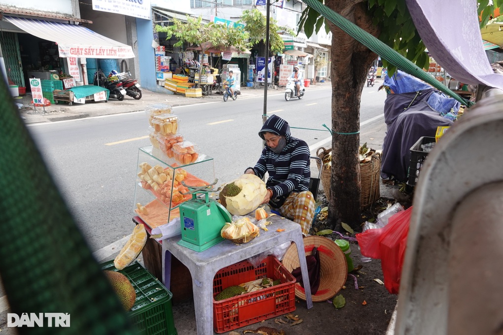 Xóm dân cư không nhà ai có điều hòa, nóng 40 độ vẫn khỏe re - 2 Xóm dân cư không nhà ai có điều hòa, nóng 40 độ vẫn khỏe re - 2