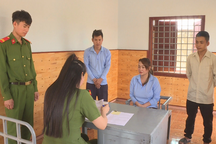 Giải cứu 18 cô gái bị "chăn dắt" phục vụ quán nhậu, karaoke