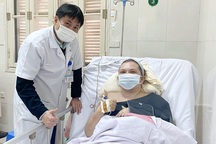 Cứu người phụ nữ nước ngoài bị tai nạn giao thông đa chấn thương