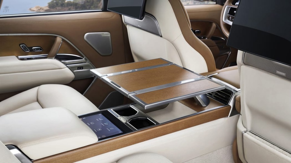 Range Rover 2022 dùng động cơ BMW V8, có bản 7 chỗ - 10 Range Rover 2022 dùng động cơ BMW V8, có bản 7 chỗ - 10