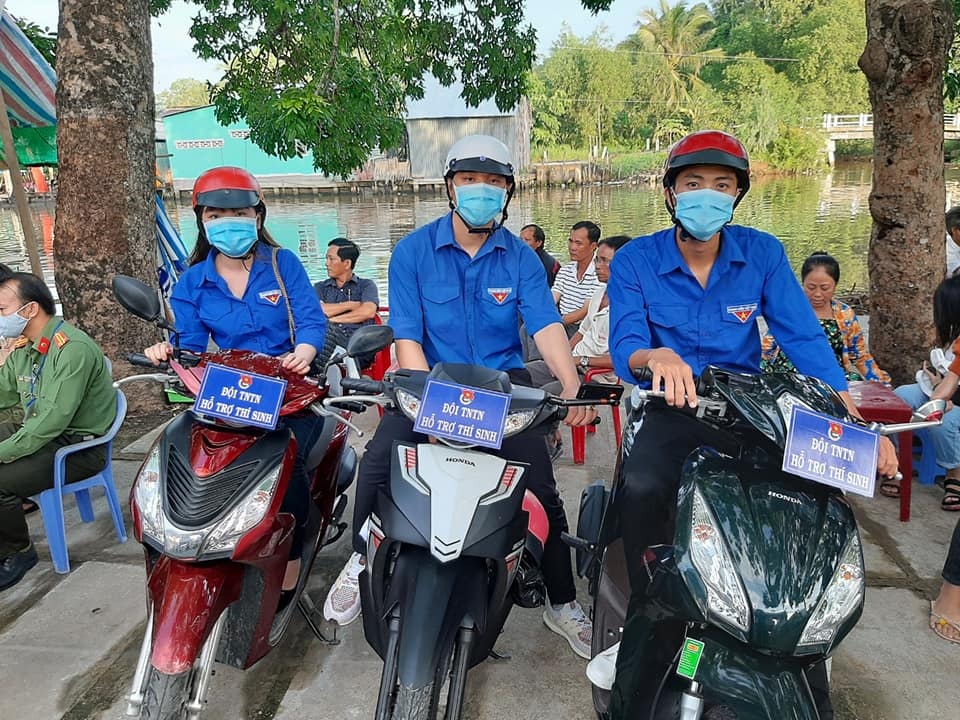 Tuổi trẻ xứ Công tử Bạc Liêu hết mình tiếp sức sĩ tử thi tốt nghiệp THPT - 9 Tuổi trẻ xứ Công tử Bạc Liêu hết mình tiếp sức sĩ tử thi tốt nghiệp THPT - 9
