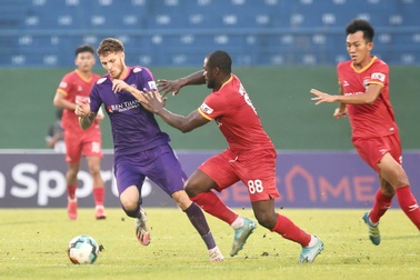 Tiến Linh ghi bàn, B.Bình Dương thắng đội đầu bảng Sài Gòn FC