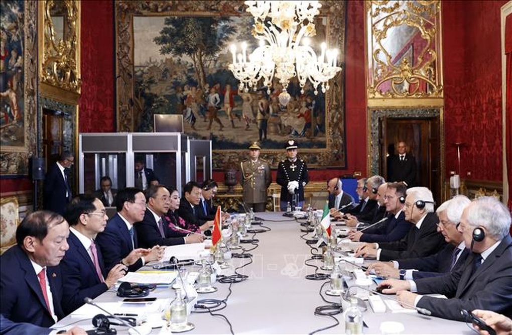 Lễ đón chính thức Chủ tịch nước Võ Văn Thưởng thăm cấp nhà nước tới Italy - 5 Lễ đón chính thức Chủ tịch nước Võ Văn Thưởng thăm cấp nhà nước tới Italy - 5