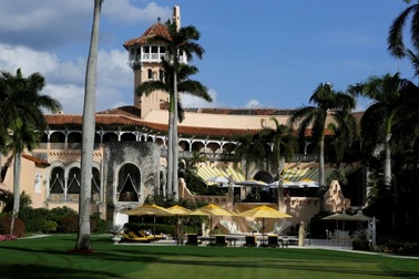 Bộ Ngoại giao Mỹ bị chỉ trích vì “quảng bá” biệt thự của ông Trump