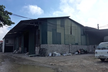 Hà Nội: Xưởng nhựa lấn đất công “thổi bay ghế” 3 chủ tịch xã