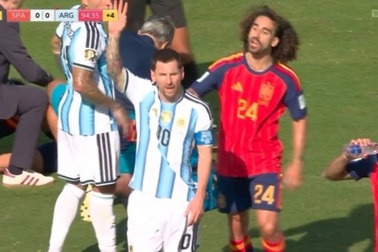 Messi: Đôi chân thiên tài, hình ảnh không đẹp ở kỳ World Cup cuối cùng