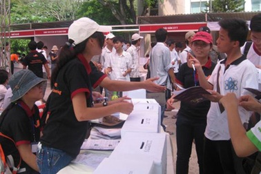 SV Bách khoa nô nức chuẩn bị cho BKIT WEEK 2010