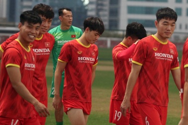 Văn Toàn hồi phục thần tốc trước thềm trận đấu với Malaysia