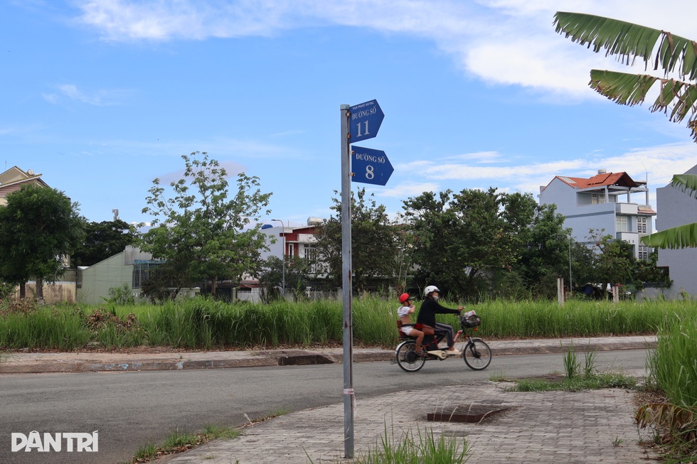 Khu dân cư ở TPHCM như ma trận địa chỉ, shipper mất nửa năm nhớ đường - 2 Khu dân cư ở TPHCM như ma trận địa chỉ, shipper mất nửa năm nhớ đường - 2