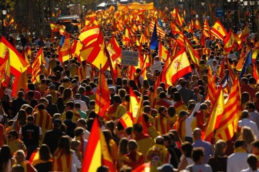 Tây Ban Nha đáp trả cứng rắn về lá thư “vòng vo” của Catalonia