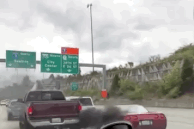 Dùng chiêu bẩn để lấn làn, cướp đường