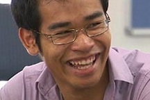 Câu chuyện đặc biệt về cậu SV gốc Việt đoạt giải thưởng của Australia