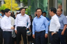 Chủ tịch UBND TPHCM khảo sát Metro số 1 trước ngày khánh thành