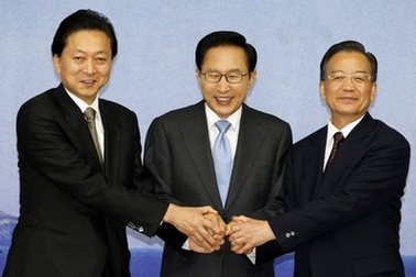 Chùm tin vắn qua ảnh