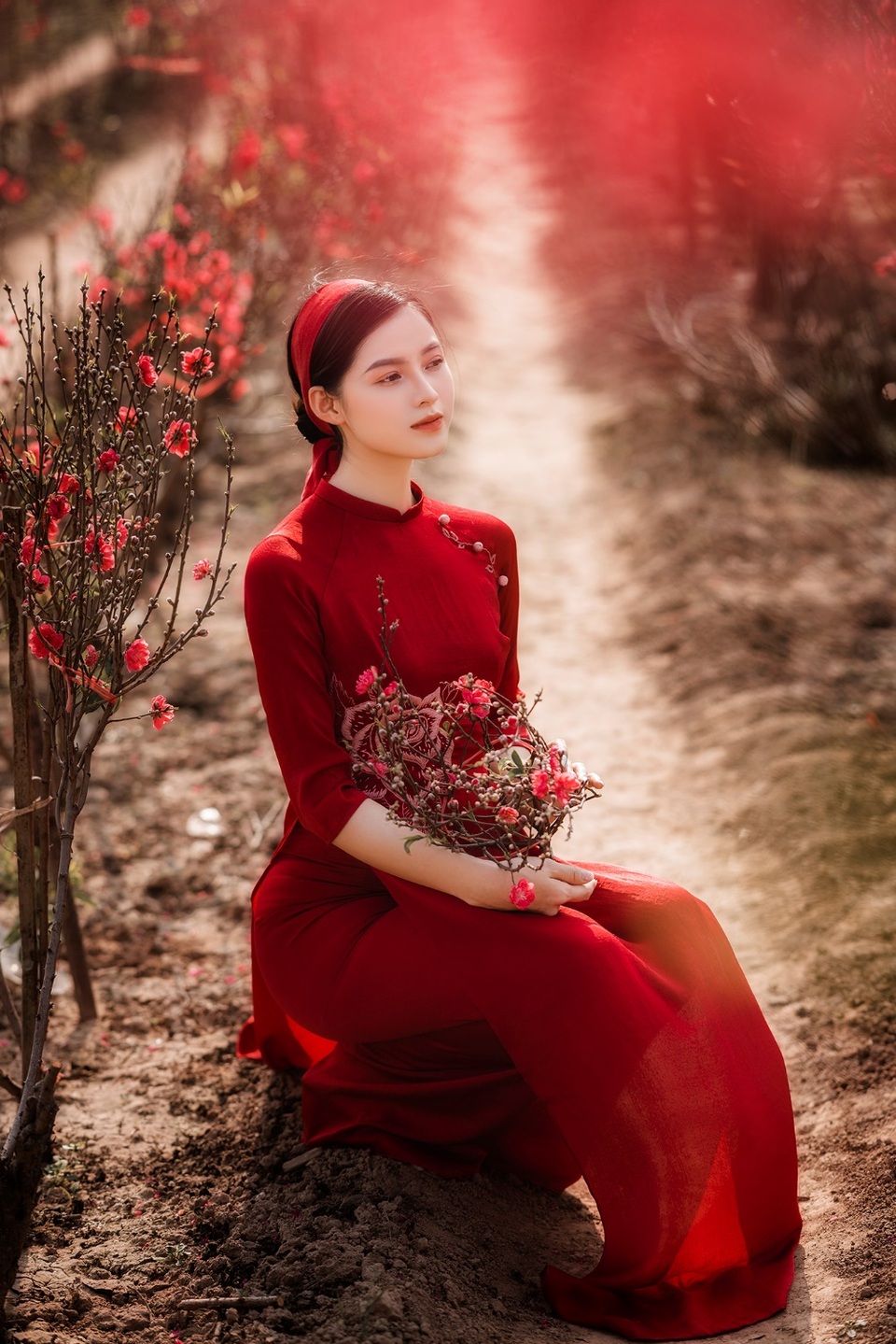 Thiếu nữ Bắc Giang đẹp tựa nàng thơ dạo bước giữa vườn xuân - 6 Thiếu nữ Bắc Giang đẹp tựa nàng thơ dạo bước giữa vườn xuân - 6