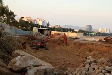Bình Định: Dừng thi công nhà hàng âm dưới bãi cỏ cạnh biển Quy Nhơn
