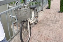 Lặn tìm người đàn ông nhảy sông Sài Gòn tự tử