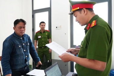 Bắt "Cu Đực", giang hồ cộm cán ở Quảng Ngãi