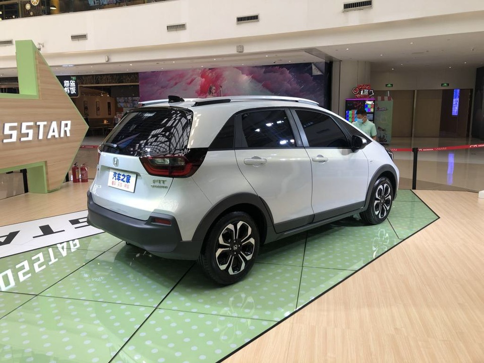 Honda Jazz 2020 thay đổi diện mạo - 9 Honda Jazz 2020 thay đổi diện mạo - 9