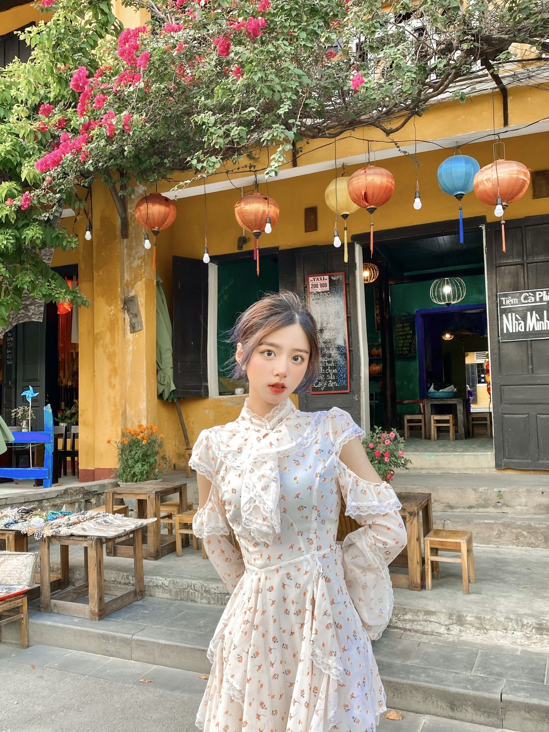 Vòng eo nhỏ khó tin của nữ sinh nổi tiếng nhất ĐH Kinh tế quốc dân - 11 Vòng eo nhỏ khó tin của nữ sinh nổi tiếng nhất ĐH Kinh tế quốc dân - 11