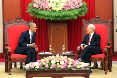 Tổng thống Obama chào xã giao Tổng Bí thư Nguyễn Phú Trọng