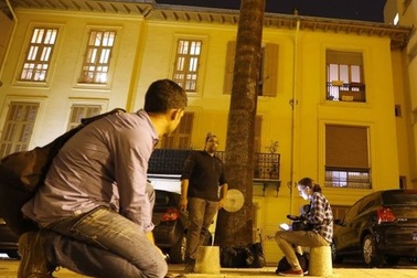 Phiến quân tung video con tin Pháp, đòi Paris ngừng không kích