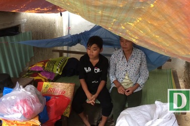 Phú Yên: Niềm mơ ước có được một ngôi nhà nhỏ của hai mẹ con 10 năm sống trong bệnh tật