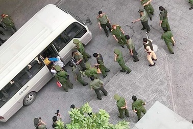 Hàng chục người nghi sử dụng ma tuý trong chung cư