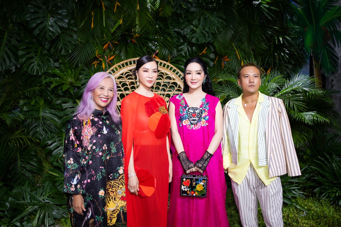 Vẻ trẻ trung đáng ngưỡng mộ của Xuân Lan và Thanh Hằng - 1 Vẻ trẻ trung đáng ngưỡng mộ của Xuân Lan và Thanh Hằng - 1