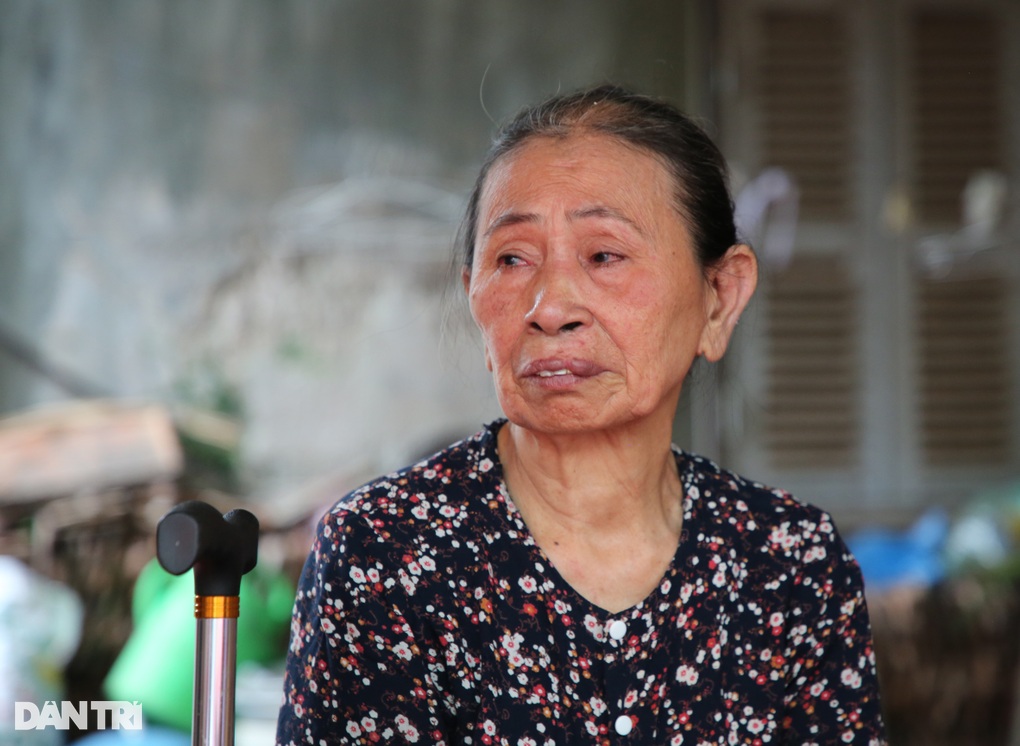 Những tấm lòng nhân ái, yêu thương đã sưởi ấm trái tim người phụ nữ mù lòa - 2 Những tấm lòng nhân ái, yêu thương đã sưởi ấm trái tim người phụ nữ mù lòa - 2