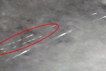 Lộ ảnh 18 chiến hạm Iran bám sát nhóm tàu sân bay Mỹ