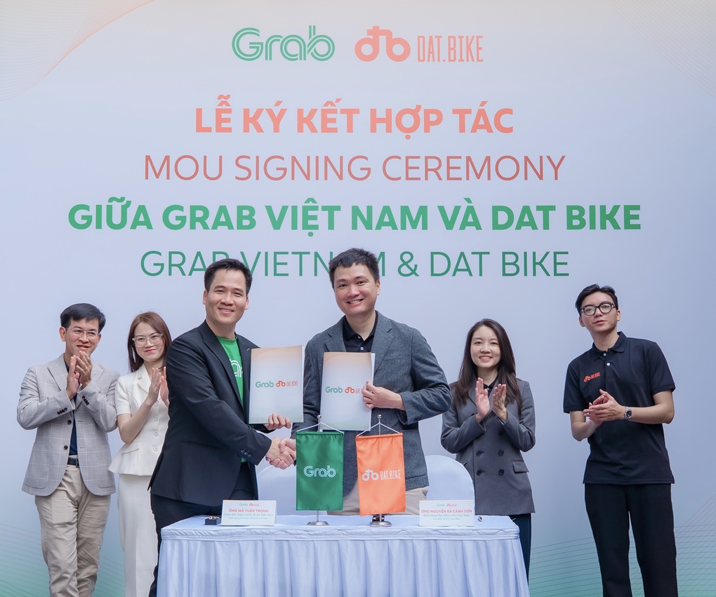 Grab Vietnam та Dat Bike співпрацюють для підтримки водіїв зелених технологій - 1 Grab Việt Nam và Dat Bike hợp tác hỗ trợ tài xế công nghệ chuyển đổi xanh - 1