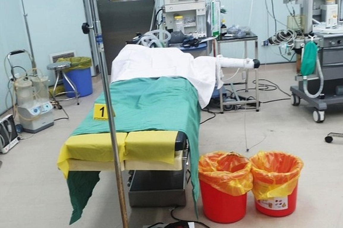 Phụ nữ nâng ngực gặp nguy hiểm gì trên bàn mổ? - 1 Phụ nữ nâng ngực gặp nguy hiểm gì trên bàn mổ? - 1