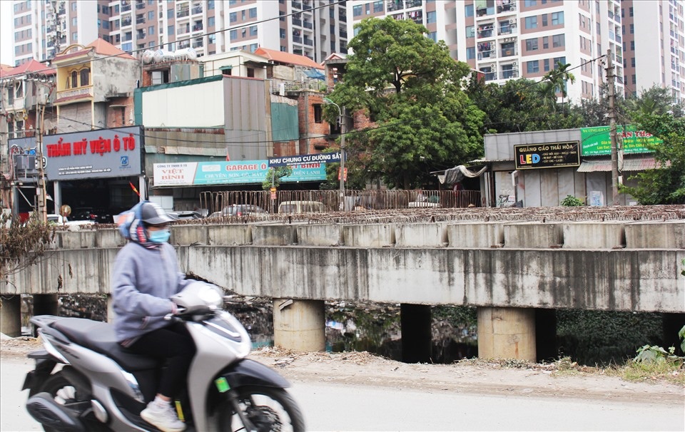 Người dân Thủ đô đang chờ đợi gì ở Bí thư Đinh Tiến Dũng? - 1 Người dân Thủ đô đang chờ đợi gì ở Bí thư Đinh Tiến Dũng? - 1